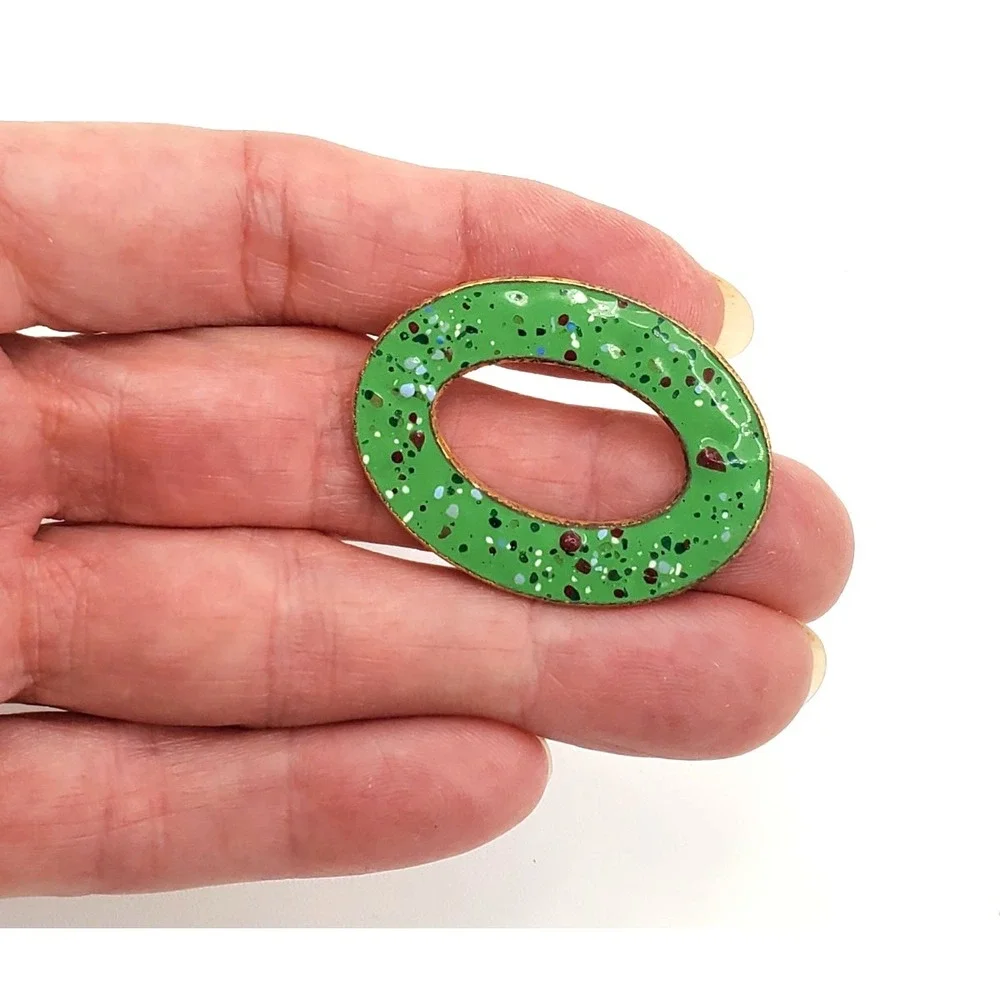 Vintage Gold Tone Green Speckled Enamel Oval Brooch Pin